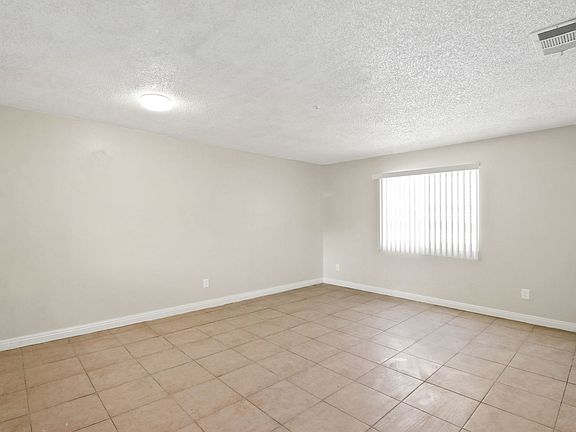 3rd image of 8244 Beech Ave APT 8