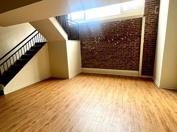 4th image of 211 N Foushee St APT 105