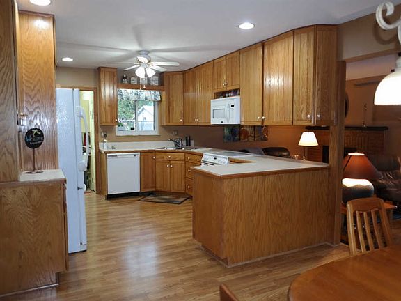 5th image of 5384 Fairview Dr