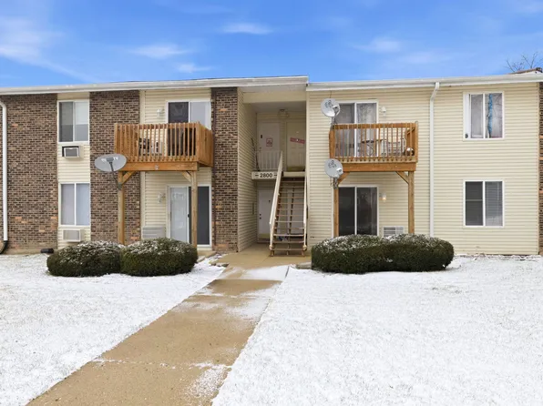 2800 Light Rd APT 102, Oswego, IL 60543