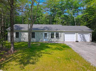 23 Stonehedge Dr, Bridgton, ME 04009