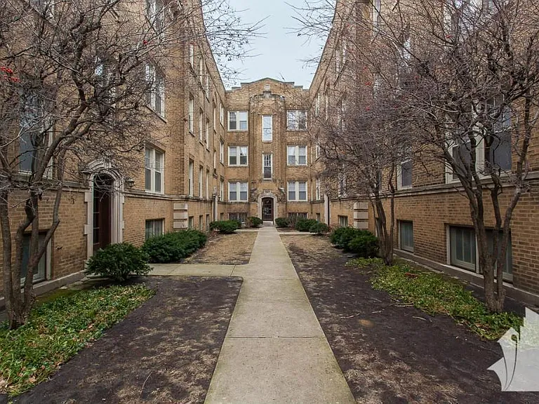 2112 W Ainslie St #3N — Photo 6