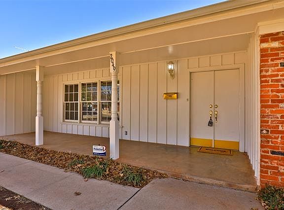 4th image of 2049 Regent Dr