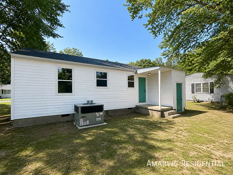 807 Candlewood Dr — Photo 16