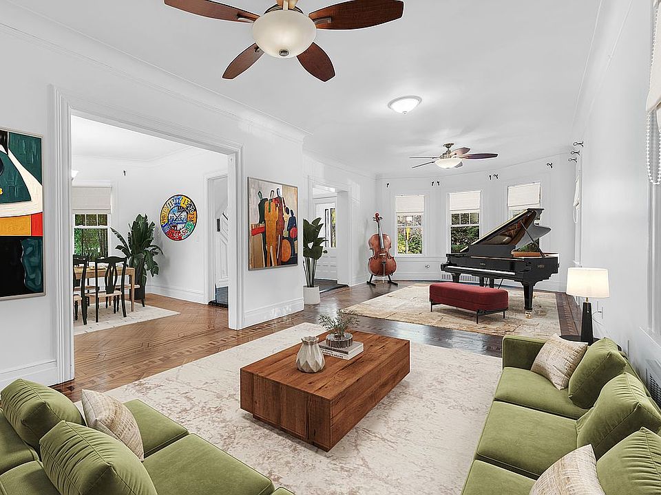 1st image of 242 Stratford Rd