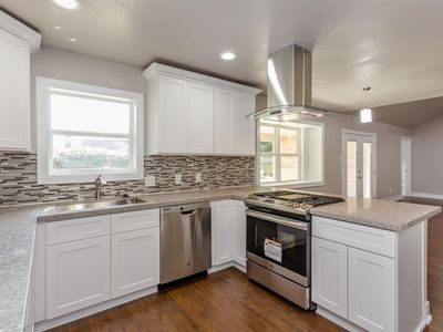 3138 Hughes Rd, Dickinson, TX, 77539
