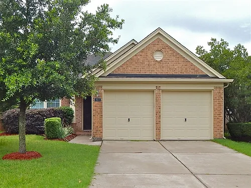 860 Rock Harbor Ln Photo 1