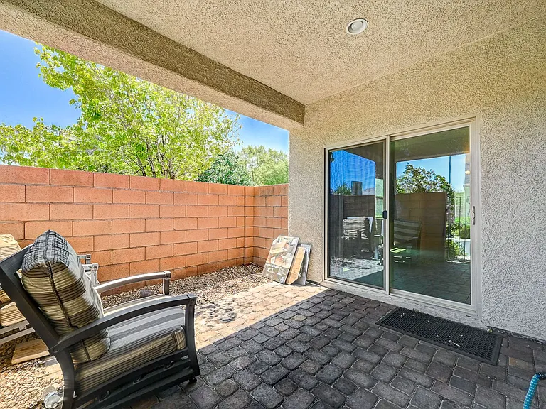 9522 Vega Carpio Ave — Photo 48