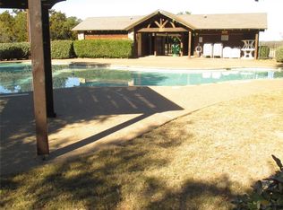 825 Spyglass Dr, Graford, TX 76449