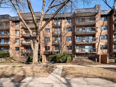 1695 2nd St APT 305, Highland Park, IL, 60035
