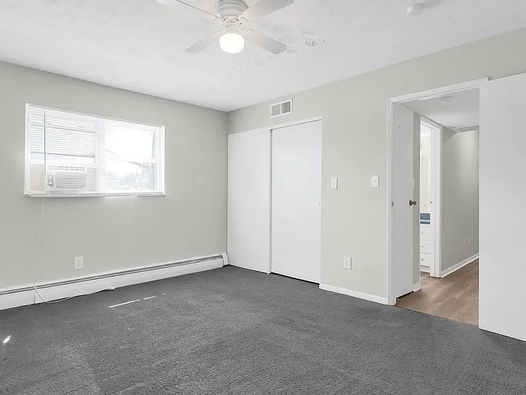 2405 Belcher Dr #B — Photo 12