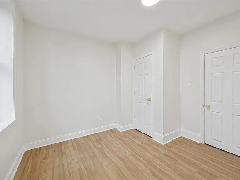 42 N Lindenwood St — Photo 13