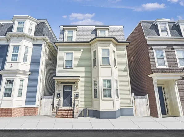 152 M St #1, South Boston, MA 02127