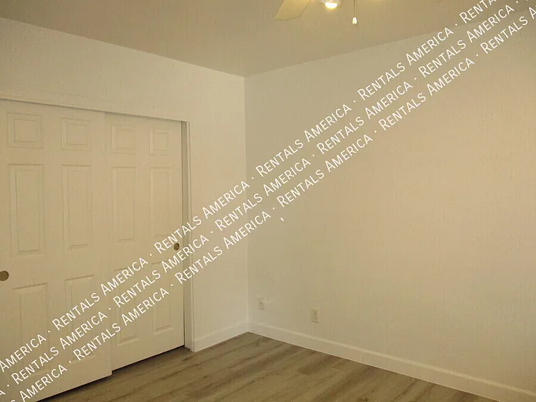 330 S Beck Ave #224 — Photo 14