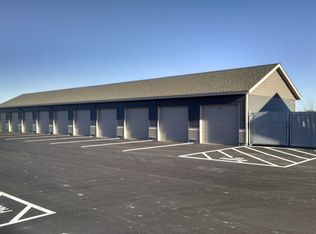 48 Denver Ave SE #213, Hutchinson, MN 55350