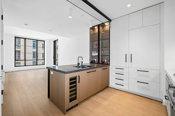 Rented by Douglas Elliman | media 7