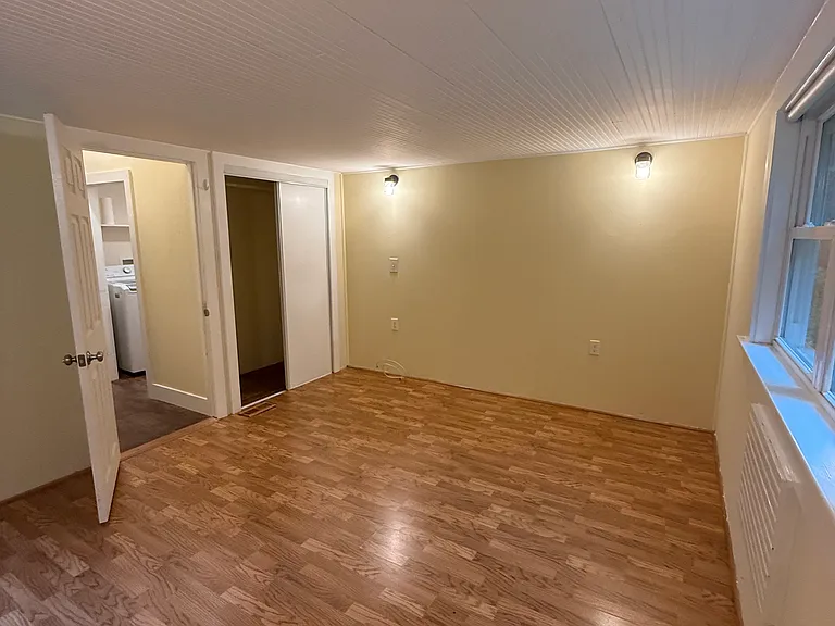 205 Mountain Rd — Photo 18