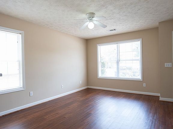 3rd image of 479-481 Taleeda Ct #479