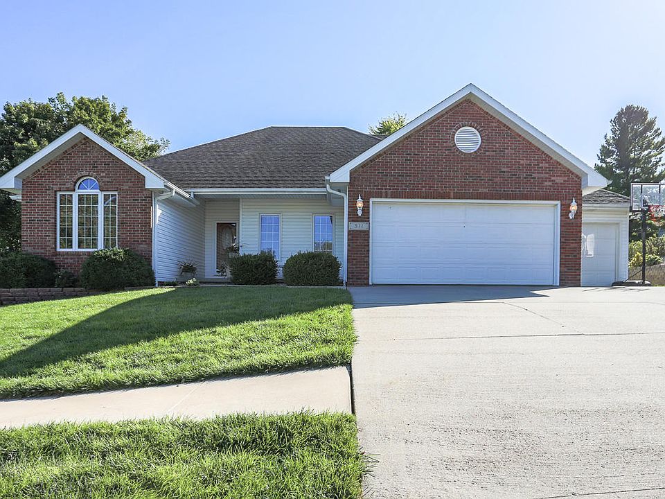 1st image of 311 Hillway Dr