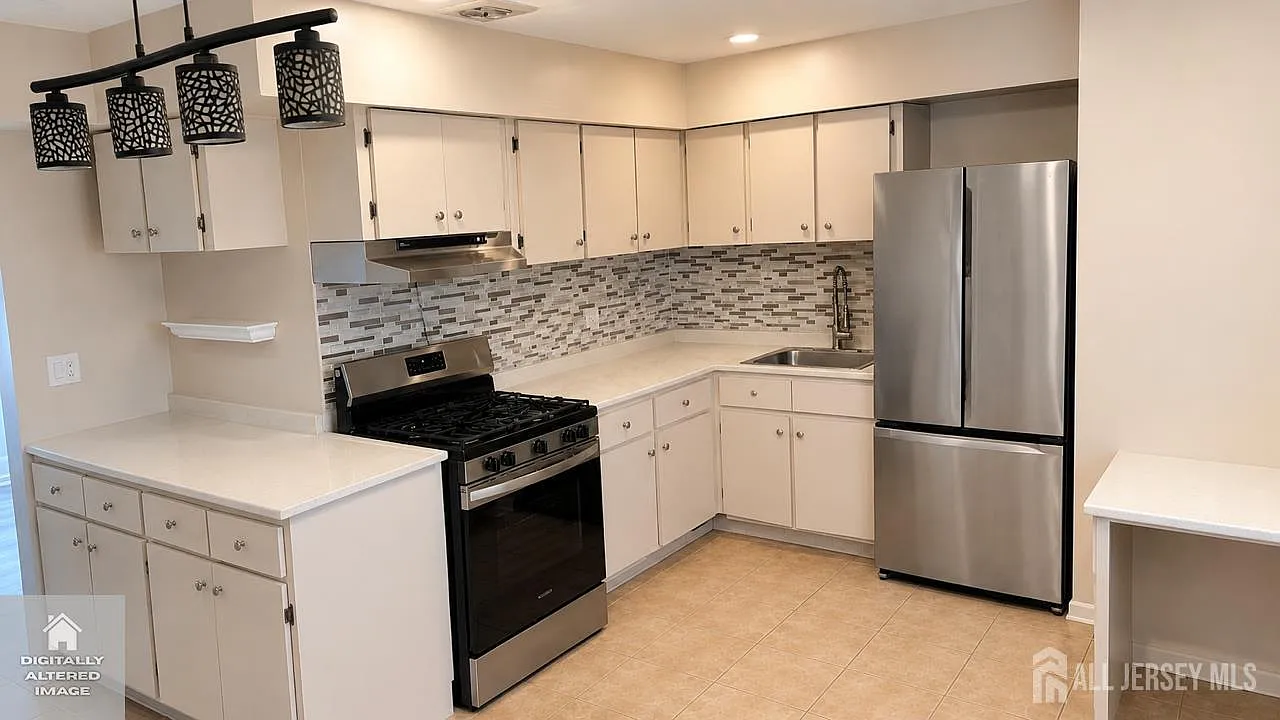 2 bed, 1.0 bath, $2,300 — Photo 1