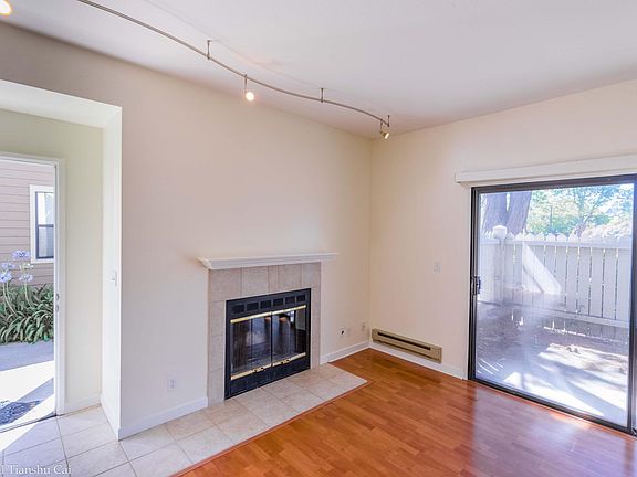 4th image of 205 Shoreline Ct