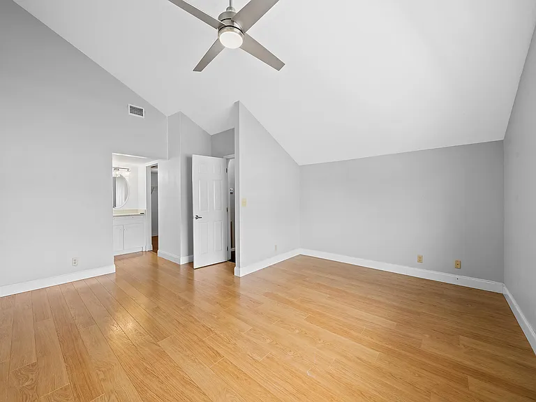 3344 NW 103rd Ave — Photo 14