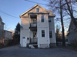 11 Manchester Rd, Poughkeepsie, NY 12603