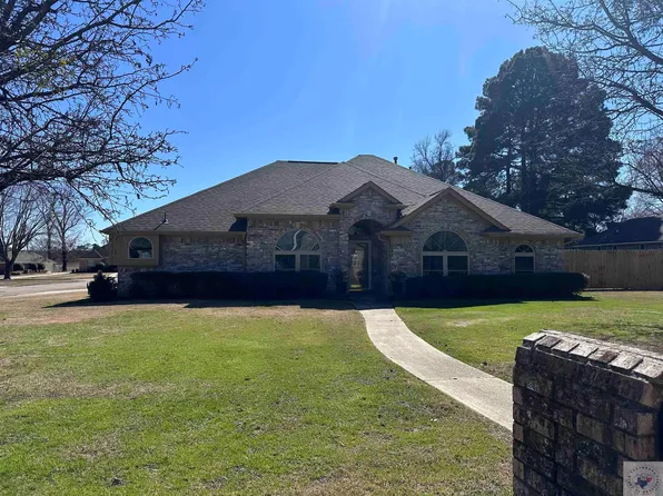 1410 E 29th St, Texarkana, AR 71854
