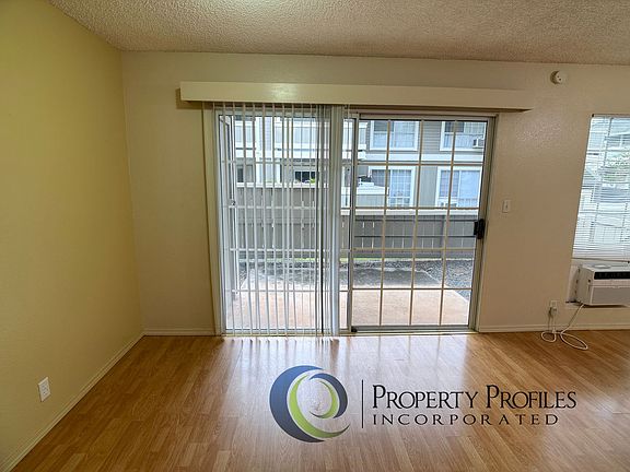 4th image of 94-1398 Polani St #28C