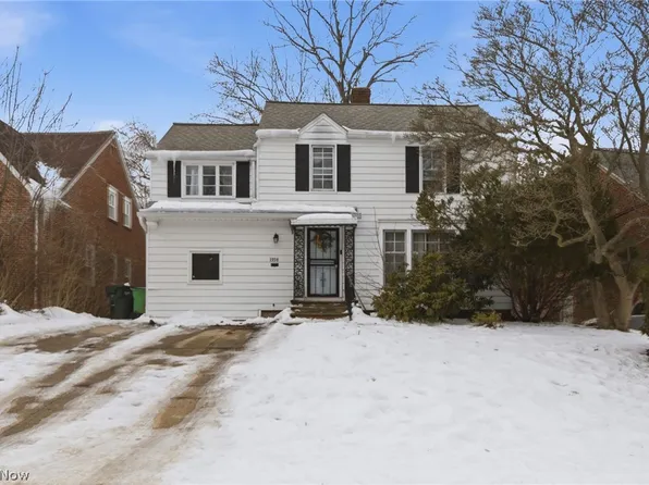 1934 Beverly Hills Dr, Euclid, OH 44117