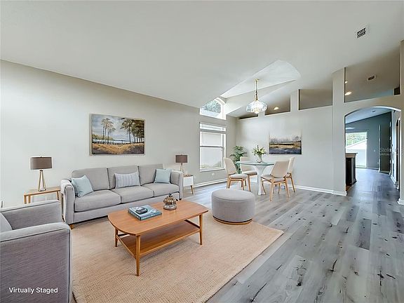 3rd image of 2712 WILSHIRE ROAD
