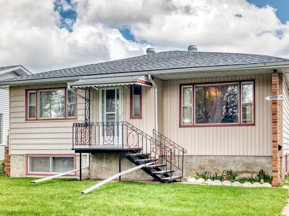 11917 53rd St NW, Edmonton, AB T5W 3L4