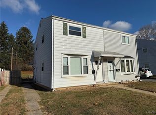 1578 Valley Rd, Bethlehem, PA 18018