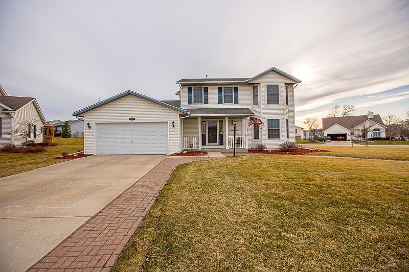 1st image of 2611 Brookstone Ct