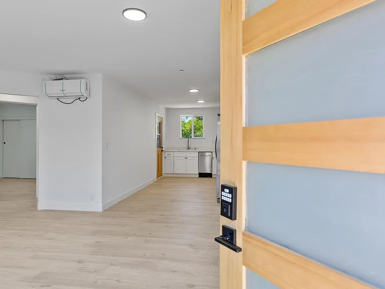 Davis 1120 — Photo 3