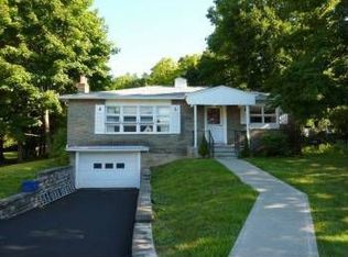 123 Eureka Dr, Manlius, NY 13104