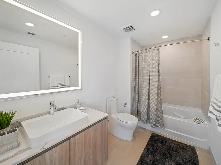 1818 Park — Photo 15