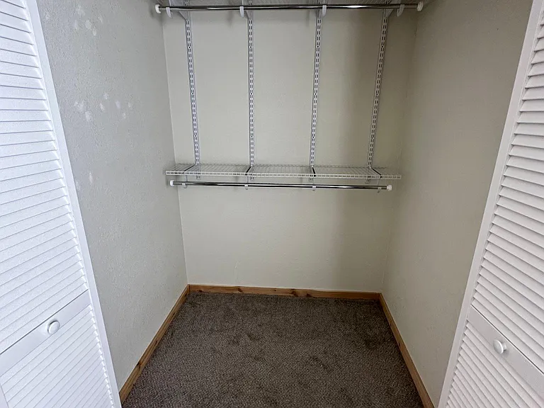 2019 Iron St #2 — Photo 4