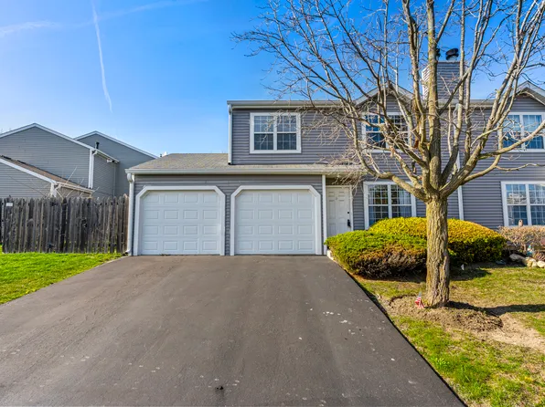 434 Meadow Hill Ln, Round Lake Beach, IL 60073