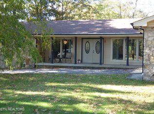 460 Old Pomona Rd, Crossville, TN 38571