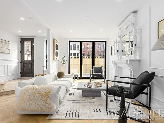 3rd image of 1209 Union St Floor 1