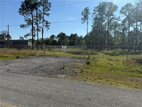 2nd image of 484 Camino Real Blvd