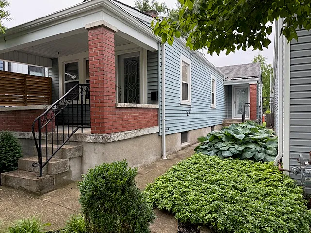 1319 Hull St — Photo 2