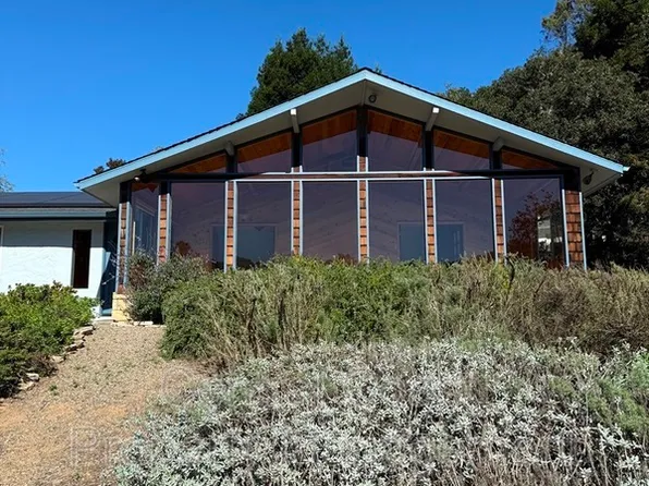 17959 Berta Canyon Rd, Salinas, CA 93907