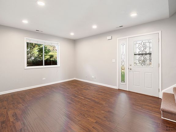 4th image of 517 Alton Ct #517