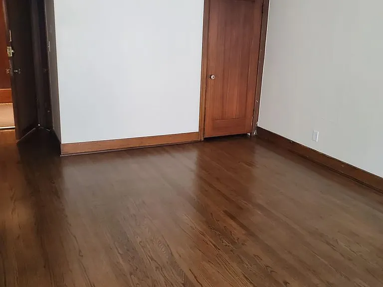 The Windermere Apartments — Photo 15