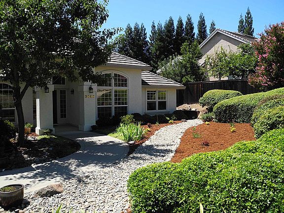 2nd image of 3546 Trenton Way