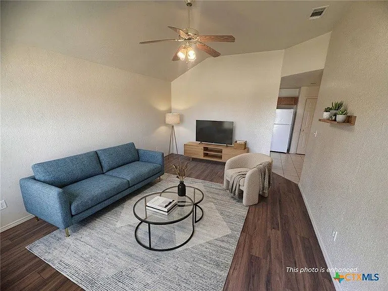 4907 John David Dr #A — Photo 2