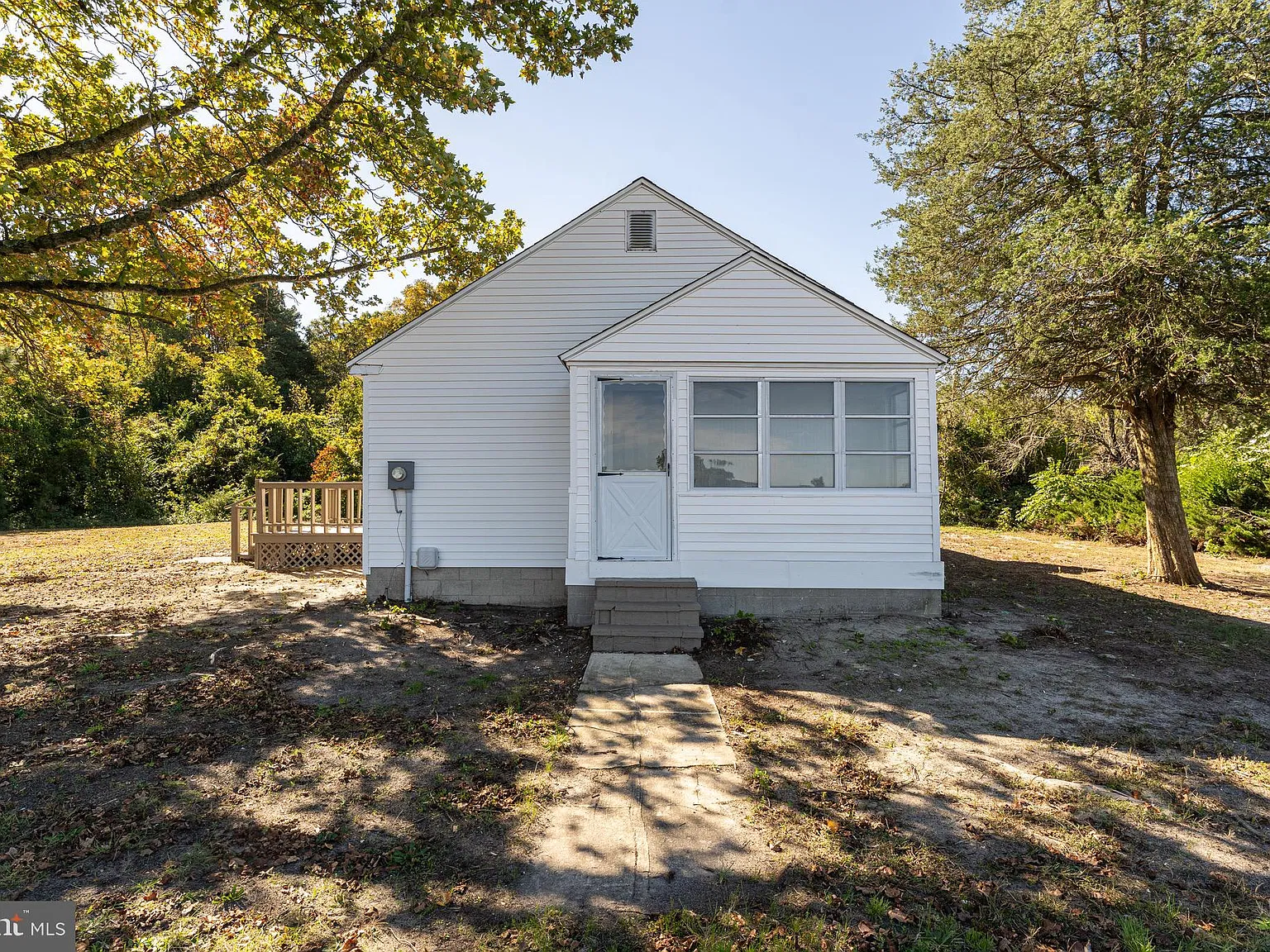 3 bed, 960 sqft, $1,495 — Photo 1