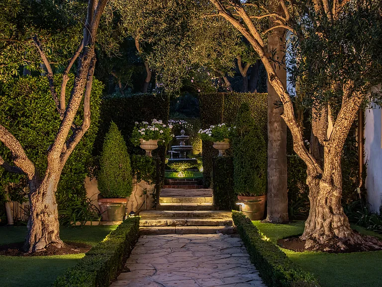 777 Ayala Ln — Photo 75